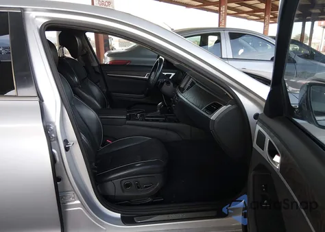 2015 Hyundai Genesis 5.0 z USA, uszkodzony, nr VIN KMHGN4JF7FU032709